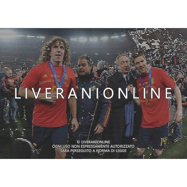 Fifa World Cup Sud Africa 2010 Match #64 Finale Johannesburg (Soccer City Stadium) - 11.07.2010 Olanda-Spagna Nella Foto:Carles PUYOL-XABI ALONSO /Ph.Vitez-Ag. Aldo Liverani