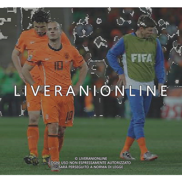 Fifa World Cup Sud Africa 2010 Match #64 Finale Johannesburg (Soccer City Stadium) - 11.07.2010 Olanda-Spagna Nella Foto:Wesley SNEIJDER-Mark VAN BOMMEL-Klaas Jan HUNTELAAR /Ph.Vitez-Ag. Aldo Liverani