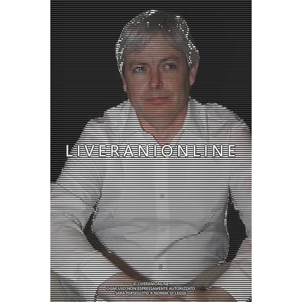 Milano 13-07-2010 La Fondazione Corriere della Sera, per il quinto anno consecutivo, cura gli Aperitivi con gli autori, incontri che mirano ad avvicinare il pubblico ai protagonisti de La Milanesiana \'La legge Paradossi: gli zombie siamo noi? nella foto: Jonathan Coe foto Sorano / ag.Aldo Liverani sas 
