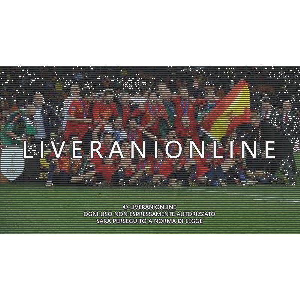 Fifa World Cup Sud Africa 2010 Match #64 Finale Johannesburg (Soccer City Stadium) - 11.07.2010 Olanda-Spagna Nella Foto:Spagna squadra in posa con la coppa del mondo /Ph.Vitez-Ag. Aldo Liverani