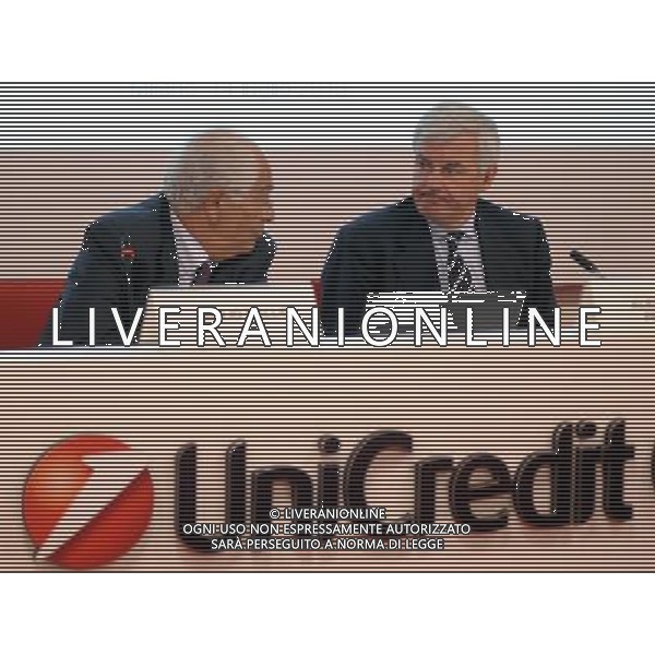 MILANO 14/7/2010 UNICREDIT GROUP VIA TOMMASO GROSSI, 10 PRESENTAZIONE DI UN INIZIATIVA CONGIUNTA TRA: UNICREDIT GROUP ED IL POLITECNICO DI MILANO, A SUPPORTO DELLA RICERCA E DELL\' INNOVAZIONE. NELA FOTO ALESSANDRO PROFUMO E GIULIO BALLIO FOTO ROMANO/AG ALDO LIVERANI