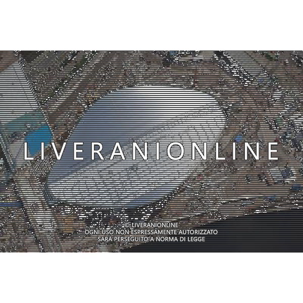 Aquatics Centre aerial. Aerial view of the distinctive roof of the Aquatics Centre. Picture taken on 30 Jun 10 by Tom Last. London Olympic Games 2012 ©PHOTOSHOT/Agenzia Aldo Liverani Sas - ITALY ONLY - Veduta panoramica aerea del sito del Parco Olimpico, preparativi di tutte le principali sedi olimpiche dei Giochi Olimpici Olimpiadi Londra 2012