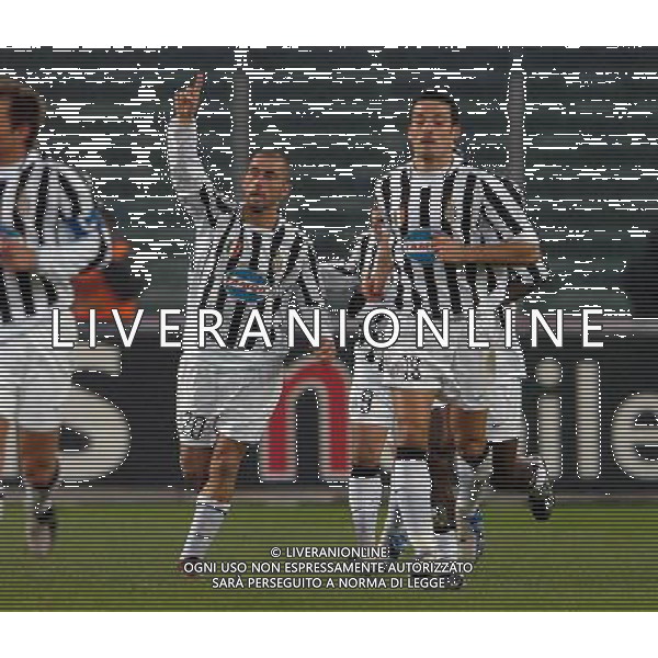 Juventus-Inter semifinali andata di Coppa Italia Tim Cup 04/02/2004 nella foto esultanza dopo il gol di marco di vaio* Agenzia Aldo liverani