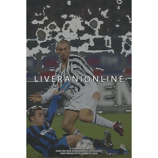 Juventus-Inter semifinali andata di Coppa Italia Tim Cup 04/02/2004 nella foto fabio cannavaro e di vaio marco* Agenzia Aldo liverani
