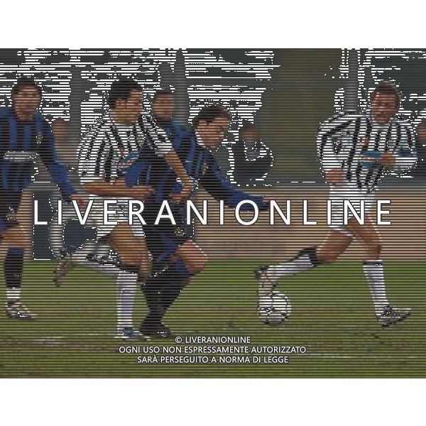 Juventus-Inter semifinali andata di Coppa Italia Tim Cup 04/02/2004 nella foto gianluca zambrotta e farinos francisco* Agenzia Aldo liverani