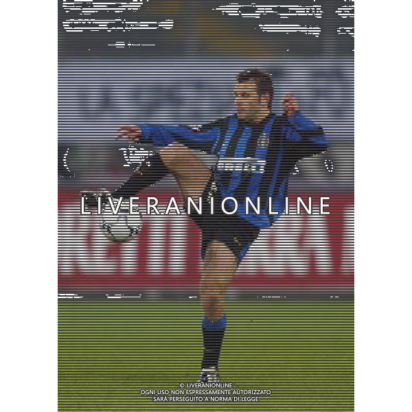 torino 40/02/2004 coppa italia andata semifinale juventus - inter nella foto okan buruk ag aldo liverani/venezia
