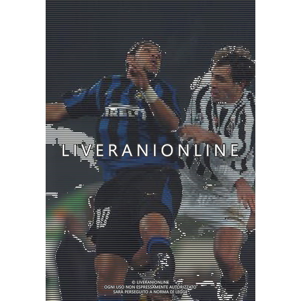 TORINO 04/02/04 SEMIFINALE TIM CUP 2003/04 JUVENTUS - INTER nella foto adriano leite ribeiro e tudor igor ph gigi arcaini/ag.aldo liverani
