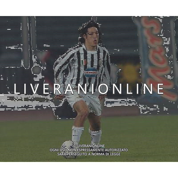 TORINO 04/02/04 SEMIFINALE TIM CUP 2003/04 JUVENTUS - INTER nella foto camoranesi mauro ph gigi arcaini/ag.aldo liverani