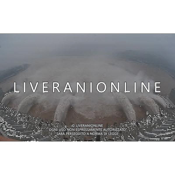 (100719) -- YICHANG, July 19, 2010 () -- Flood waters are sluiced at the Three Gorges Dam in Yichang, central China\'s Hubei Province, July 19, 2010. The water influx into the Three Gorges Reservoir reached 58,000 steres per second on Monday morning, setting a new record in this year\'s flood season. Engineers will raise the rate of water outflux to 40,000 steres per second from 10 a.m. on Monday to face the biggest flood peak since the dam was established. (/Zheng Jiayu) (zgp) ©Photoshot/Agenzia Aldo Liverani Sas - ITALY ONLY - L\'afflusso delle acque nel serbatoio della Diga delle Tre Gole di Yichang, Cina, 19 luglio 2010 ha stabilito un nuovo record durante la stagione delle inondazioni di quest\'anno.