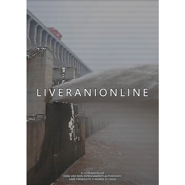 (100719) -- YICHANG, July 19, 2010 () -- Flood waters are sluiced at the Three Gorges Dam in Yichang, central China\'s Hubei Province, July 19, 2010. The water influx into the Three Gorges Reservoir reached 58,000 steres per second on Monday morning, setting a new record in this year\'s flood season. Engineers will raise the rate of water outflux to 40,000 steres per second from 10 a.m. on Monday to face the biggest flood peak since the dam was established. (/Zheng Jiayu) (zgp) ©Photoshot/Agenzia Aldo Liverani Sas - ITALY ONLY - L\'afflusso delle acque nel serbatoio della Diga delle Tre Gole di Yichang, Cina, 19 luglio 2010 ha stabilito un nuovo record durante la stagione delle inondazioni di quest\'anno.