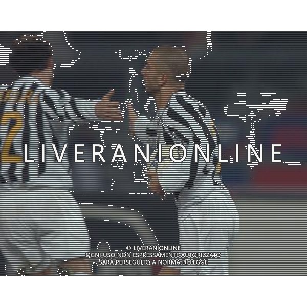 TORINO 04/02/04 SEMIFINALE TIM CUP 2003/04 JUVENTUS - INTER nella foto dopo secondo gol di di vaio marco ph gigi arcaini/ag.aldo liverani