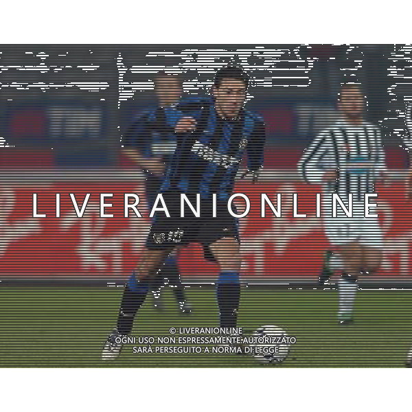 TORINO 04/02/04 SEMIFINALE TIM CUP 2003/04 JUVENTUS - INTER nella foto kily gonzalez ph gigi arcaini/ag.aldo liverani