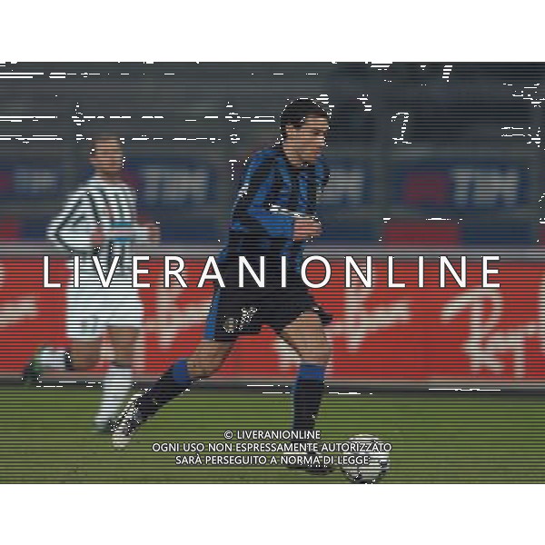 TORINO 04/02/04 SEMIFINALE TIM CUP 2003/04 JUVENTUS - INTER nella foto kily gonzalez ph gigi arcaini/ag.aldo liverani