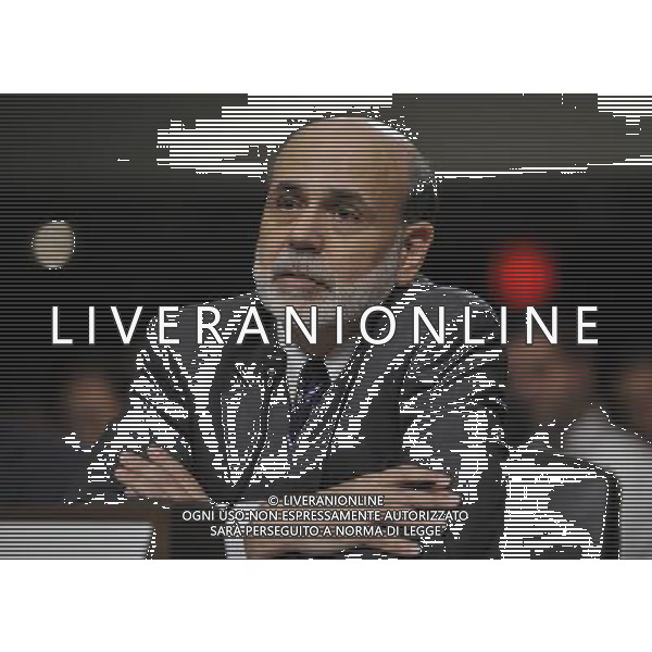 (100721) -- WASHINGTON, July 21, 2010 () -- U.S. Federal Reserve Chairman Ben Bernanke testifies before the Senate Banking, Housing and Urban Affairs Committee during a hearing on the Federal Reserve\'s semiannual monetary policy report to the Congress on Capitol Hill in Washington D.C., capital of the United States, July 21, 2010. (/Zhang Jun) (zw) ©Photoshot/Agenzia Aldo Liverani Sas - ITALY ONLY - Il Presidente della Federal Reserve Ben Bernanke davanti al Congresso a Capitol Hill, durante la relazione semestrale della politica monetaria della Federal Reserve - Washington DC, capitale degli Stati Uniti, 21 luglio 2010