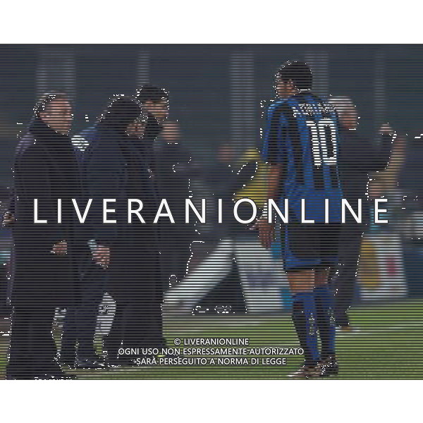 TORINO 04/02/04 SEMIFINALE TIM CUP 2003/04 JUVENTUS - INTER nella foto zaccheroni alberto con adriano leite ribeiro ph gigi arcaini/ag.aldo liverani