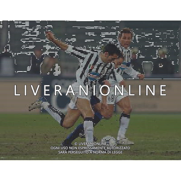 TORINO 04/02/04 SEMIFINALE TIM CUP 2003/04 JUVENTUS - INTER nella foto zambrotta gianluca ph gigi arcaini/ag.aldo liverani