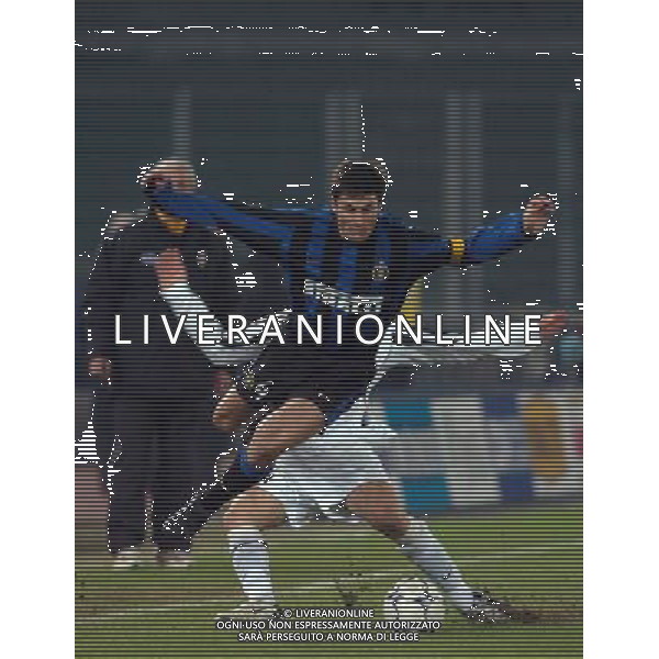 TORINO 04/02/04 SEMIFINALE TIM CUP 2003/04 JUVENTUS - INTER nella foto zanetti javier ph gigi arcaini/ag.aldo liverani