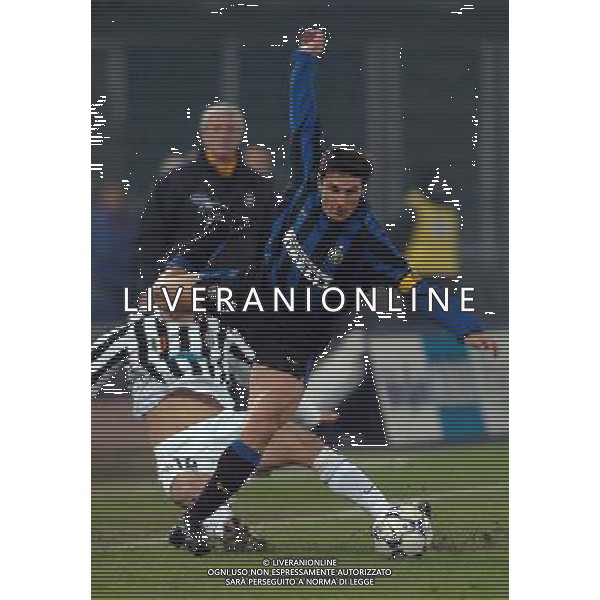 TORINO 04/02/04 SEMIFINALE TIM CUP 2003/04 JUVENTUS - INTER nella foto zanetti javier ph gigi arcaini/ag.aldo liverani