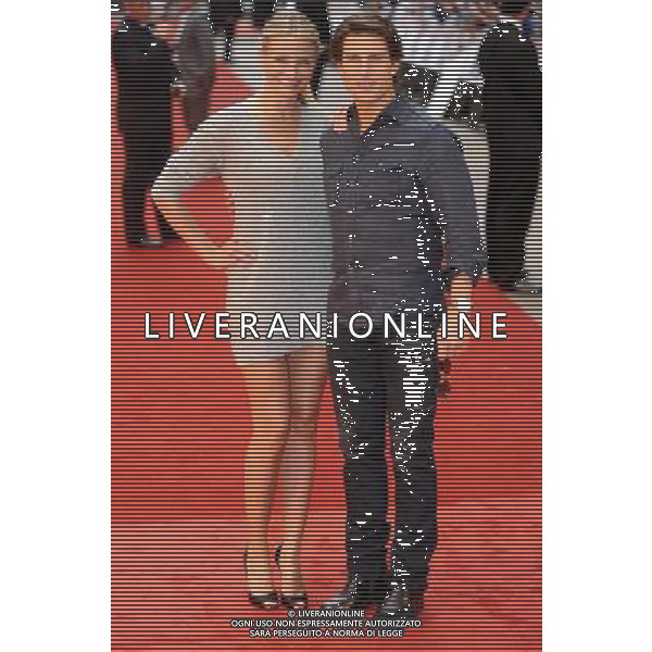 Pic Shows: Tom Cruise and Cameron Diaz at the premier of \'Knight and Day\' held at the Odeon, Leicester Square, London. Londra premiere del film \'Knight And Day\' nella piazza Odeon Leicester ©photoshot/ALDO LIVERANI