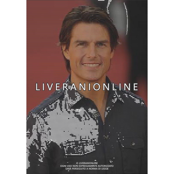 Pic Shows: Tom Cruise at the premier of \'Knight and Day\' held at the Odeon, Leicester Square, London. Londra premiere del film \'Knight And Day\' nella piazza Odeon Leicester ©photoshot/ALDO LIVERANI