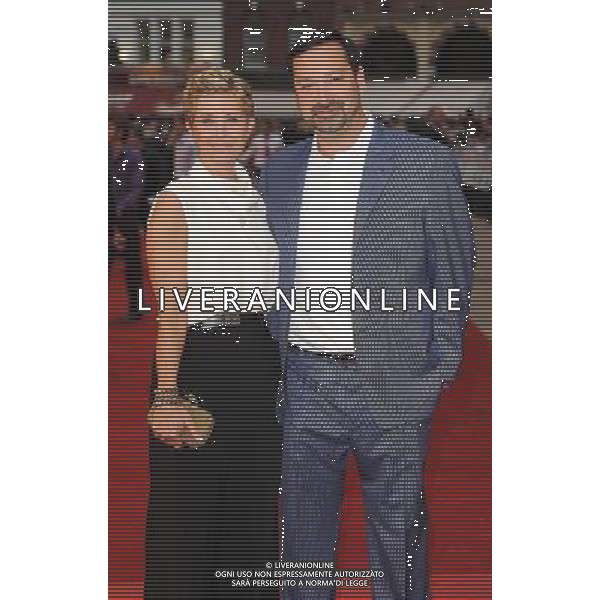 Picture Shows: Cathy Conrad and James Mangold attending The UK Premiere of Knight And Day, Odeon Leicester Square, London. 22nd July 2010 Londra premiere del film \'Knight And Day\' nella piazza Odeon Leicester ©photoshot/ALDO LIVERANI