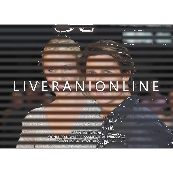 Picture Shows: Cameron Diaz and Tom Cruise attending The UK Premiere of Knight And Day, Odeon Leicester Square, London. 22nd July 2010 Londra premiere del film \'Knight And Day\' nella piazza Odeon Leicester ©photoshot/ALDO LIVERANI