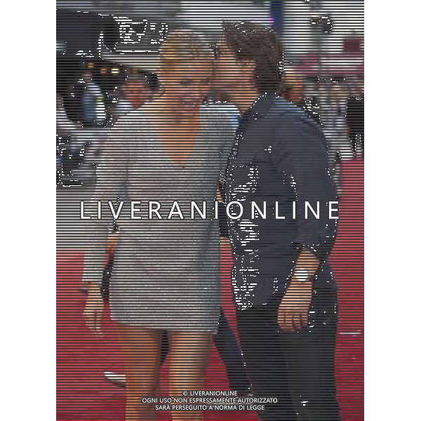 Tom Cruise and Cameron Diaz attend the UK Film Premiere of Knight And Day at Odeon Leicester Square in London on the July 22nd, 2010. Londra premiere del film \'Knight And Day\' nella piazza Odeon Leicester ©photoshot/ALDO LIVERANI