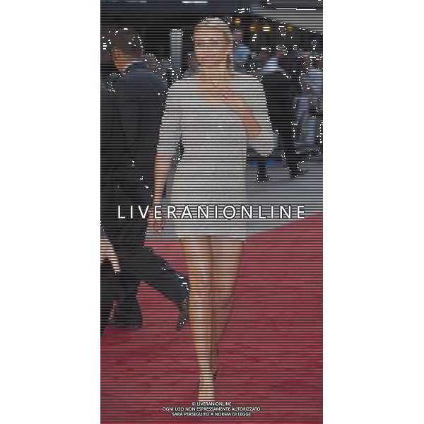 Cameron Diaz attends the UK Film Premiere of Knight And Day at Odeon Leicester Square in London on the July 22nd, 2010. Londra premiere del film \'Knight And Day\' nella piazza Odeon Leicester ©photoshot/ALDO LIVERANI