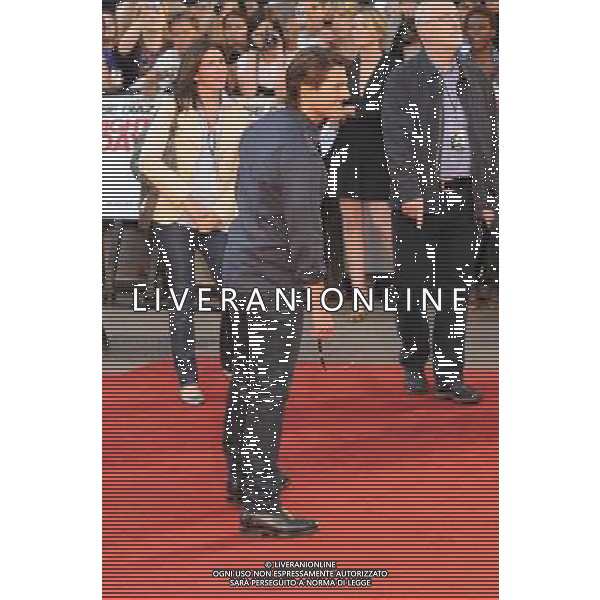 Tom Cruise attends the UK Film Premiere of Knight And Day at Odeon Leicester Square in London on the July 22nd, 2010. Londra premiere del film \'Knight And Day\' nella piazza Odeon Leicester ©photoshot/ALDO LIVERANI