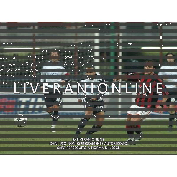 MILANO 05/02/04 SEMIFINALE DI COPPA TIM 2003/04 MILAN-LAZIO nella foto liverani fabio con brocchi cristian ph gigi arcaini/ag.aldo liverani