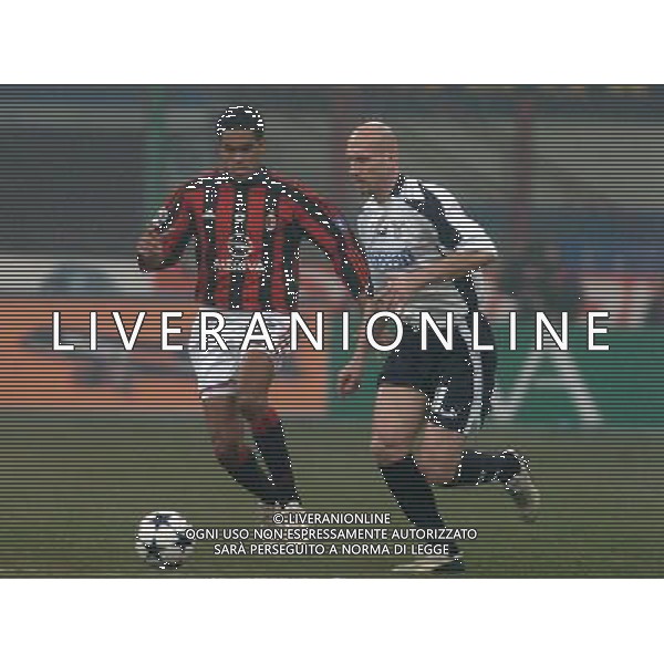 MILANO 05/02/04 SEMIFINALE DI COPPA TIM 2003/04 MILAN-LAZIO nella foto serginho sergio con stam jaap ph gigi arcaini/ag.aldo liverani