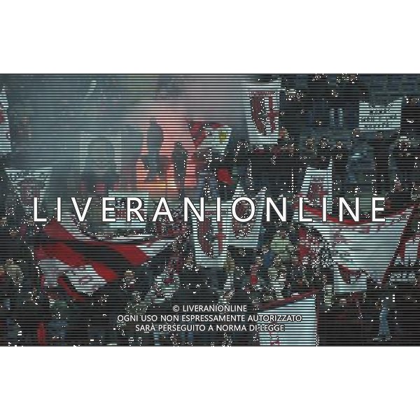 Milano 05/02/2004 coppa italia Tim Cup 2003/04 milan-lazio 1:2 nella foto tifo milan ph marco luzzani/ag aldo liverani s.a.s.