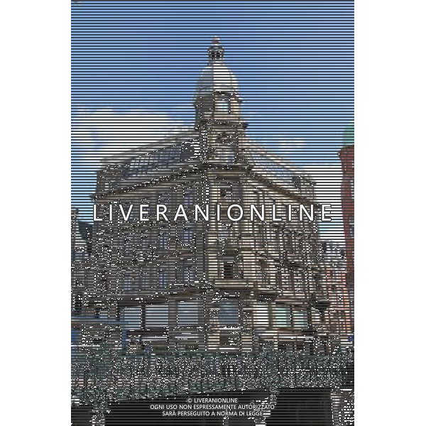 Metz \' Co building in Amsterdam, Holland ©PHOTOSHOT/Agenzia Aldo Liverani Sas - ITALY ONLY - VEDUTE DELLA CITTA\' DI AMSTERDAM IN OLANDA PAESI BASSI