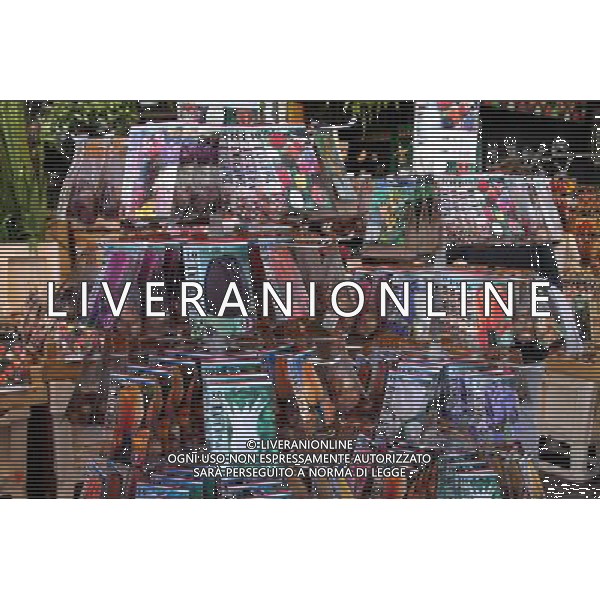 Tulip bulbs for sale in the Bloemenmarkt, flower market in Amsterdam, Holland ©PHOTOSHOT/Agenzia Aldo Liverani Sas - ITALY ONLY - VEDUTE DELLA CITTA\' DI AMSTERDAM IN OLANDA PAESI BASSI