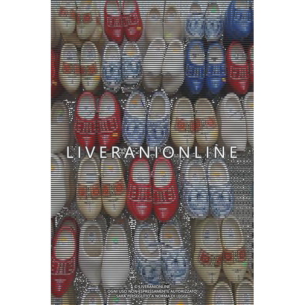 Pairs of Clogs for sale to tourists in Amsterdam, Holland ©PHOTOSHOT/Agenzia Aldo Liverani Sas - ITALY ONLY - VEDUTE DELLA CITTA\' DI AMSTERDAM IN OLANDA PAESI BASSI