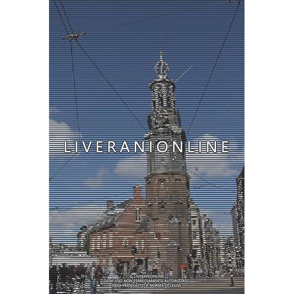 The Munttoren or Mint Tower in Munt Plein in Amsterdam, Holland ©PHOTOSHOT/Agenzia Aldo Liverani Sas - ITALY ONLY - VEDUTE DELLA CITTA\' DI AMSTERDAM IN OLANDA PAESI BASSI
