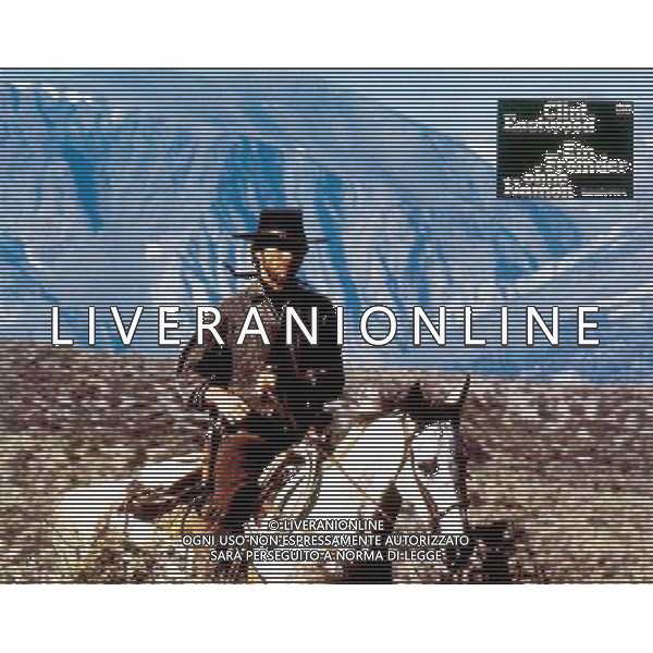 FILM LO STRANIERO SENZA NOME 1973 NELLA FOTO CLINT EASTWOOD AG ALDO LIVERANI