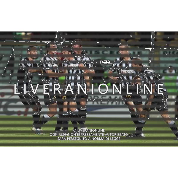 MODENA 05/08/2010 - JUVENTUS F.C. VS SHAMROCK ROVERS - NELLA FOTO: L\'ESULTANZA DI ALESSANDRO DEL PIERO E COMPAGNI DOPO IL GOL FOTO FRANCESCA SOLI / AGENZIA ALDO LIVERANI