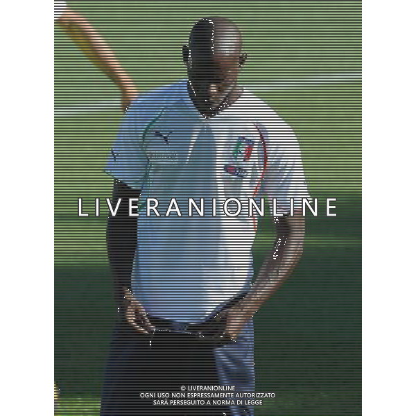 Raduno Nazionale Italiana a Coverciano Coverciano(FI) - 08.08.2010 Allenamento Nella Foto:balotelli mario /Ph.Vitez-Ag. Aldo Liverani