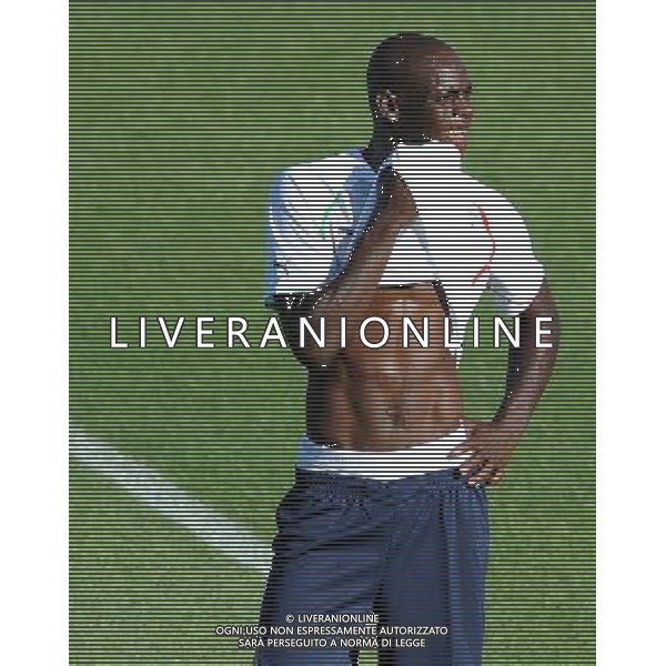 Raduno Nazionale Italiana a Coverciano Coverciano(FI) - 08.08.2010 Allenamento Nella Foto:balotelli mario /Ph.Vitez-Ag. Aldo Liverani