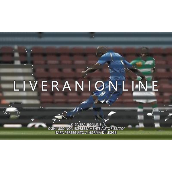 Amichevole Londra (Upton Park Stadium) - 10.08.2010 Italia-Costa d\'Avorio Nella Foto:mario balotelli occasione su punizione /Ph.Vitez-Ag. Aldo Liverani