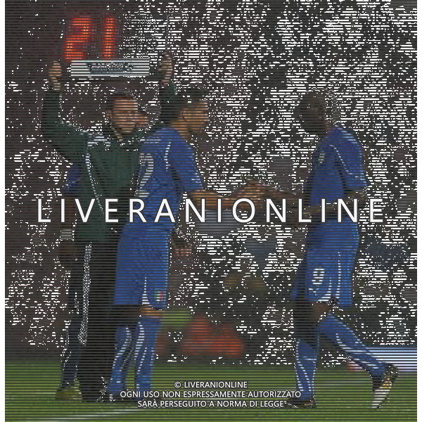 Amichevole Londra (Upton Park Stadium) - 10.08.2010 Italia-Costa d\'Avorio Nella Foto:sostituzione di mario balotelli con marco borriello /Ph.Vitez-Ag. Aldo Liverani
