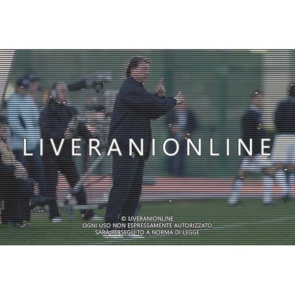 56a EDIZIONE COPPA CARNEVALE TORNEO DI VIAREGGIO JUVENTUS-WERDER BREMA 09/02/2004 nella foto VINCENZO CHIARENZA ALLENATORE* FOTO GIANNI NUCCI/AGENZIA ALDO LIVERANI