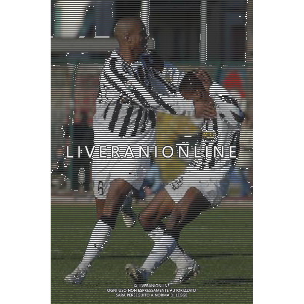 56a EDIZIONE COPPA CARNEVALE TORNEO DI VIAREGGIO JUVENTUS-WERDER BREMA 09/02/2004 nella foto ESULTANZA DI ONWACHI BENJAMIN DOPO IL GOL* FOTO GIANNI NUCCI/AGENZIA ALDO LIVERANI