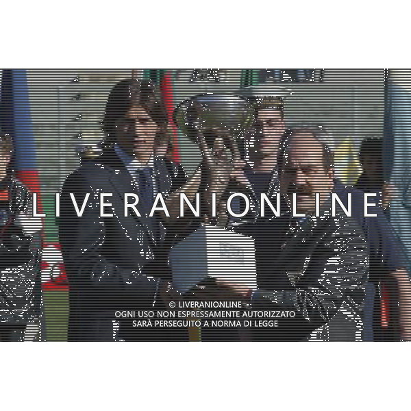 56a EDIZIONE COPPA CARNEVALE TORNEO DI VIAREGGIO JUVENTUS-WERDER BREMA 09/02/2004 nella foto ALESSIO TACCHINARDI INAUGURA IL TORNEO* FOTO GIANNI NUCCI/AGENZIA ALDO LIVERANI