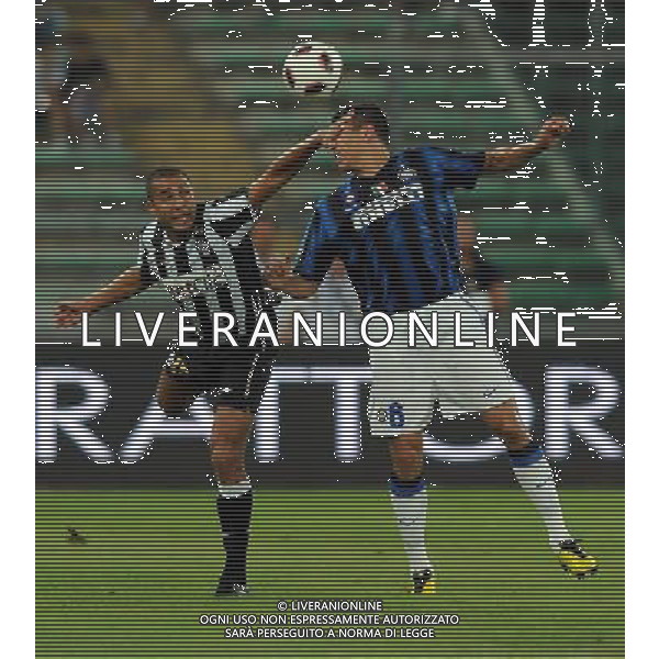Trofeo TIM 2010 Bari - 13.08.2010 Juventus-Inter-Milan Nella Foto:david trezeguet e lucio /Ph.Vitez-Ag. Aldo Liverani