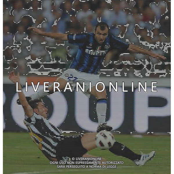 Trofeo TIM 2010 Bari - 13.08.2010 Juventus-Inter-Milan Nella Foto:occasione di goran pandev /Ph.Vitez-Ag. Aldo Liverani