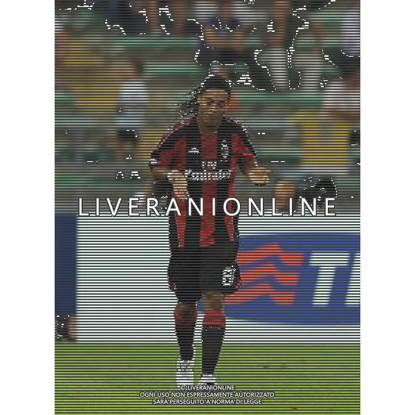 Trofeo TIM 2010 Bari - 13.08.2010 Juventus-Inter-Milan Nella Foto:ronaldinho esultanza dopo il gol /Ph.Vitez-Ag. Aldo Liverani