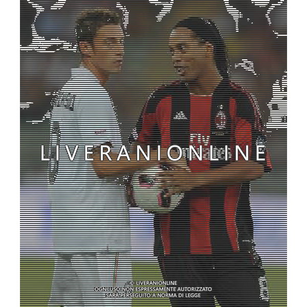 Trofeo TIM 2010 Bari - 13.08.2010 Juventus-Inter-Milan Nella Foto:RONALDINHO-Claudio MARCHISIO /Ph.Vitez-Ag. Aldo Liverani