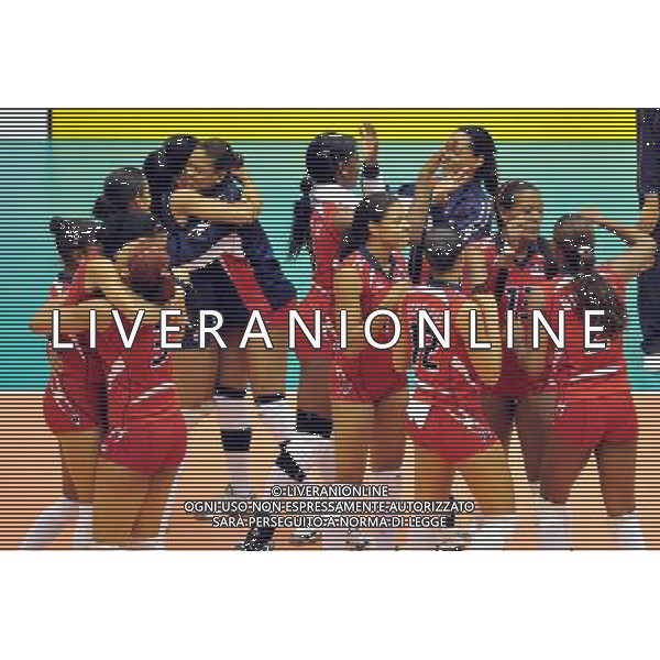 (100814) -- MACAO, Aug. 14, 2010 () -- Players of Dominican Republic celebrate the winning after the match against China at the 2010 FIVB World Grand Prix women\'s volleyball tournament in Macao, south China, Aug. 14, 2010. China lost the match 2-3. (/Lo Ping Fai) ©PHOTOSHOT/Agenzia Aldo Liverani Sas - ITALY ONLY - FIVB World Grand Prix femminile torneo di pallavolo 2010 a Macao, nel sud della Cina
